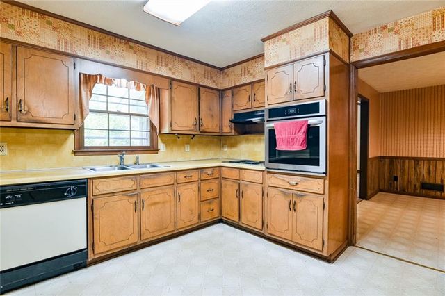 1509 Chandler Road, Lawrenceville, GA 30045