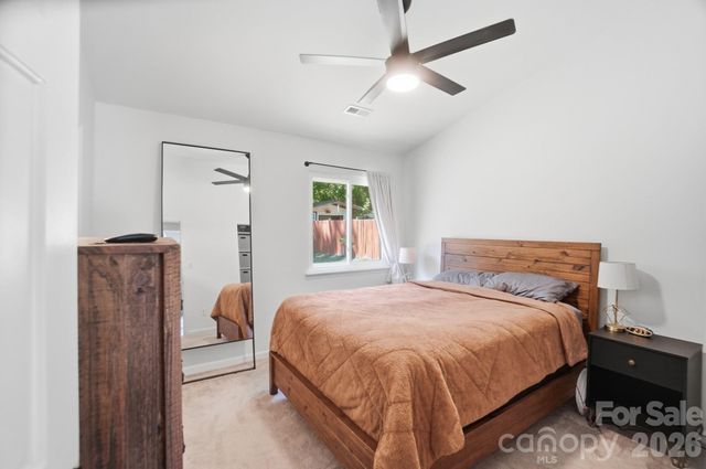 9415 Potpourri Place, Charlotte, NC 28215