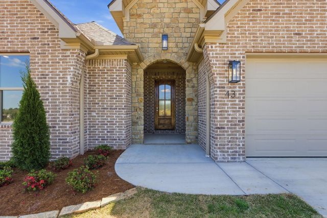 43 Mountain Brook Road, Little Rock, AR 72223