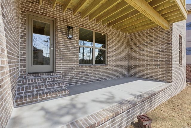 43 Mountain Brook Road, Little Rock, AR 72223