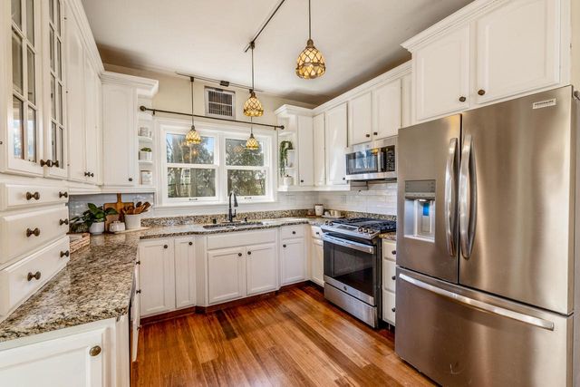 6166 Santa Monica BOULEVARD, Whitefish Bay, WI 53217