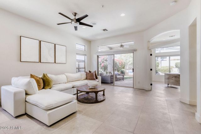 8854 E CALLE BUENA Vista, Scottsdale, AZ 85255