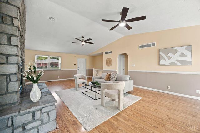 6831 Perinwood Drive, Green Twp, OH 45248