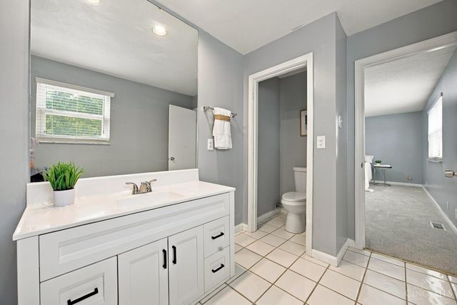 6831 Perinwood Drive, Green Twp, OH 45248
