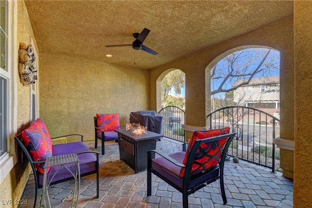 3073 Camino Sereno Avenue, Henderson, NV 89044