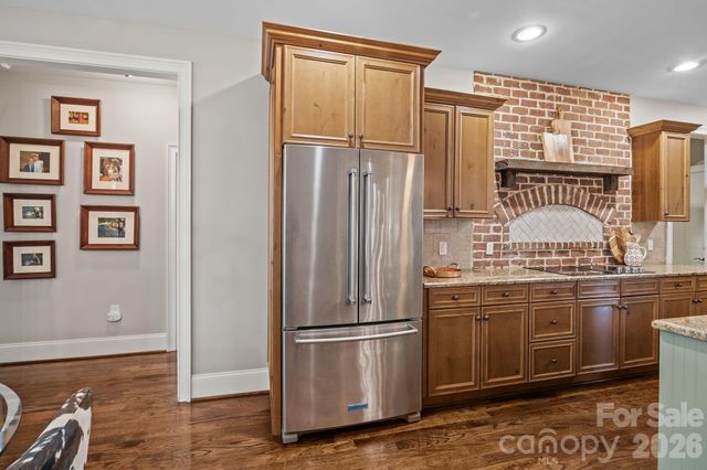 3143 James Plantation Drive, Denver, NC 28037