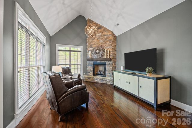 3143 James Plantation Drive, Denver, NC 28037