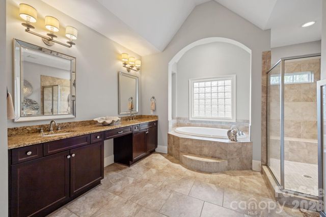 3143 James Plantation Drive, Denver, NC 28037