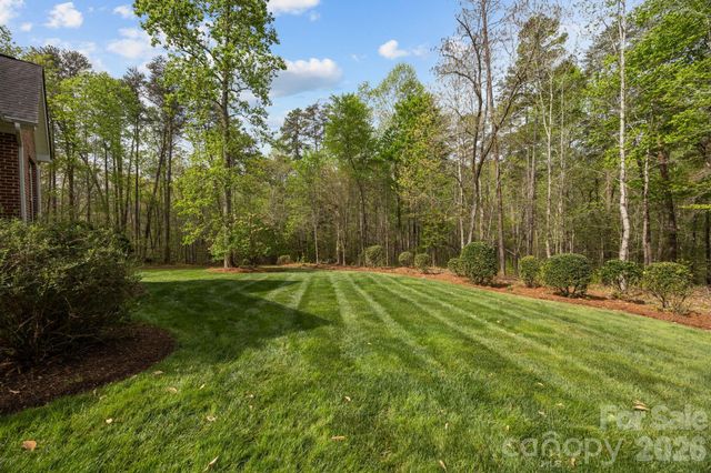 3143 James Plantation Drive, Denver, NC 28037