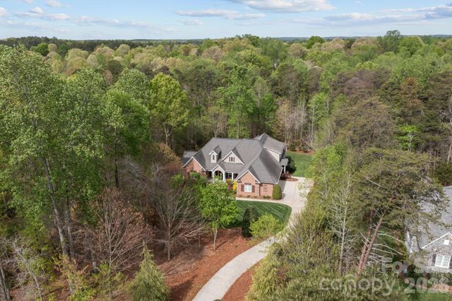 3143 James Plantation Drive, Denver, NC 28037
