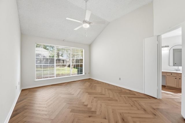 16030 Glenbrook Knoll Lane, Houston, TX 77095