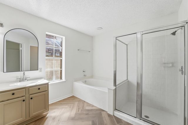 16030 Glenbrook Knoll Lane, Houston, TX 77095