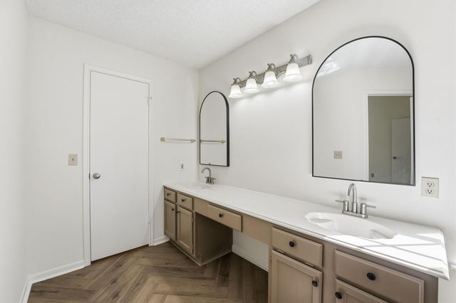 16030 Glenbrook Knoll Lane, Houston, TX 77095