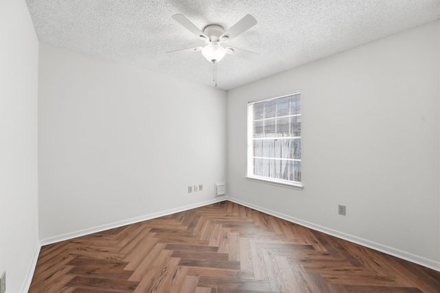 16030 Glenbrook Knoll Lane, Houston, TX 77095