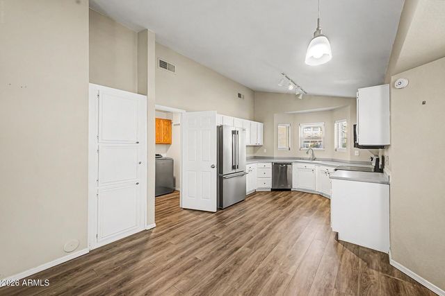 18625 N 15TH Place, Phoenix, AZ 85024