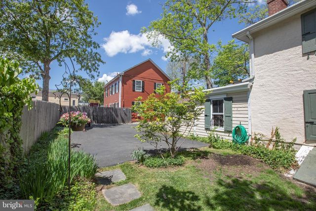 69 E OAKLAND AVE, Doylestown, PA 18901