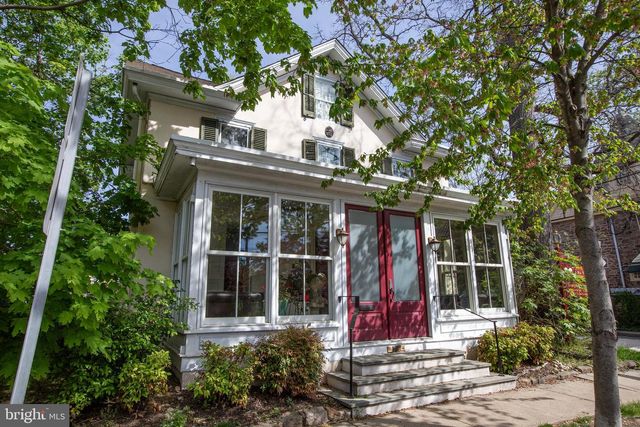 69 E OAKLAND AVE, Doylestown, PA 18901