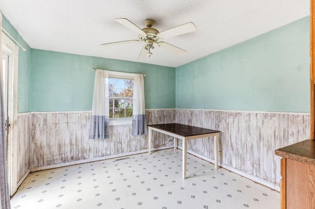 4421 Xenia Avenue N, Crystal, MN 55422