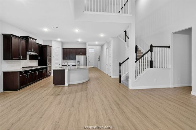 2525 Bramber Drive, College Station, TX 77845