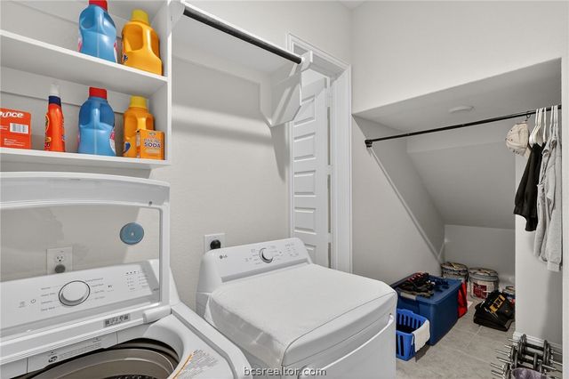 2525 Bramber Drive, College Station, TX 77845