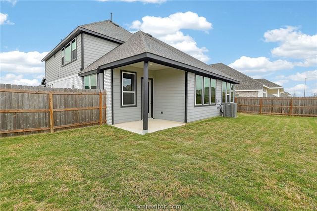 2525 Bramber Drive, College Station, TX 77845