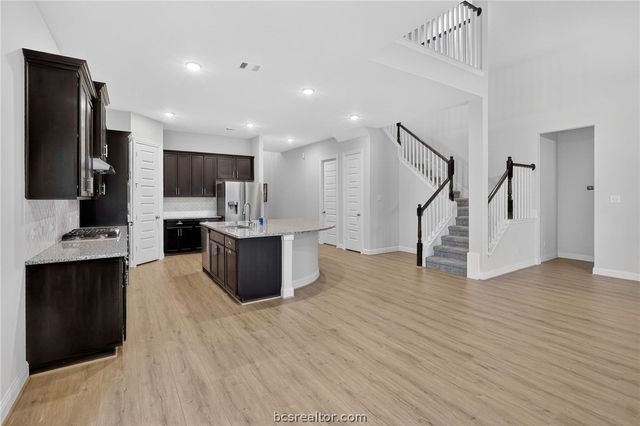 2525 Bramber Drive, College Station, TX 77845