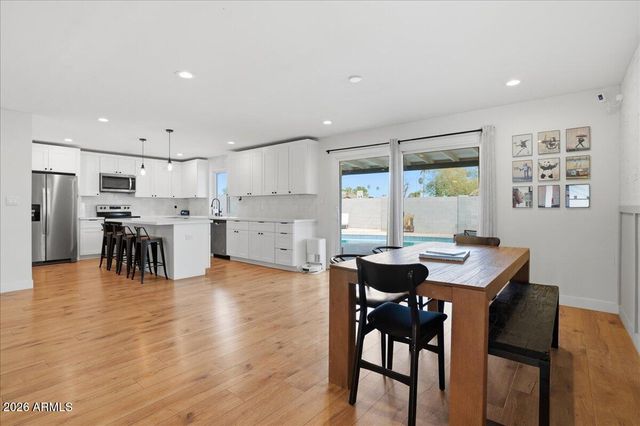 4705 S COUNTRY CLUB Way, Tempe, AZ 85282