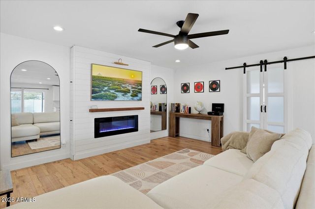 4705 S COUNTRY CLUB Way, Tempe, AZ 85282