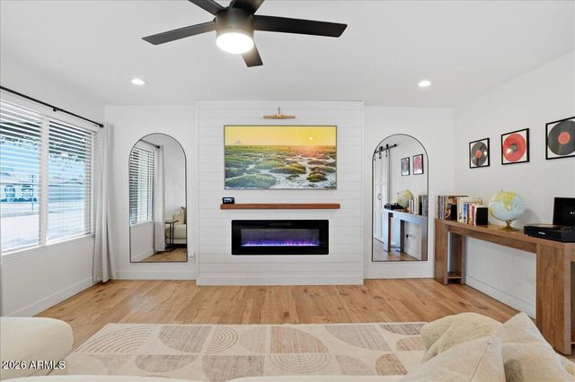 4705 S COUNTRY CLUB Way, Tempe, AZ 85282