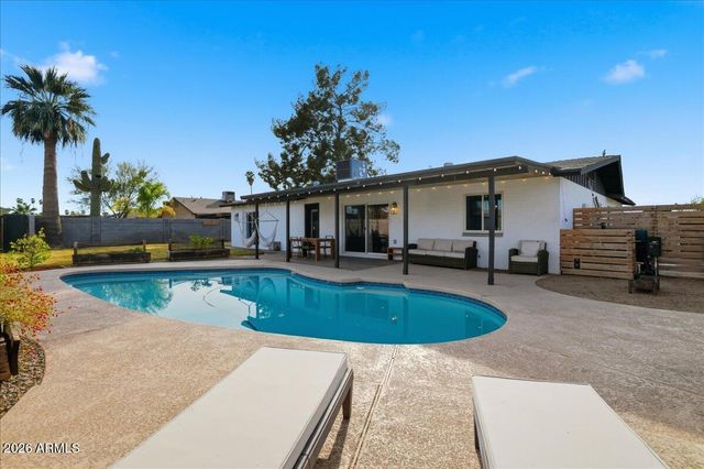 4705 S COUNTRY CLUB Way, Tempe, AZ 85282