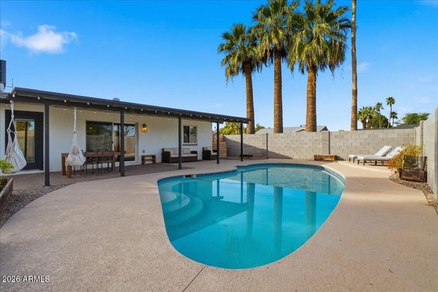 4705 S COUNTRY CLUB Way, Tempe, AZ 85282