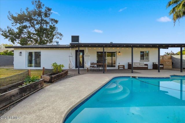 4705 S COUNTRY CLUB Way, Tempe, AZ 85282