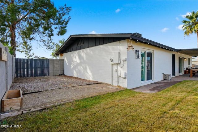 4705 S COUNTRY CLUB Way, Tempe, AZ 85282