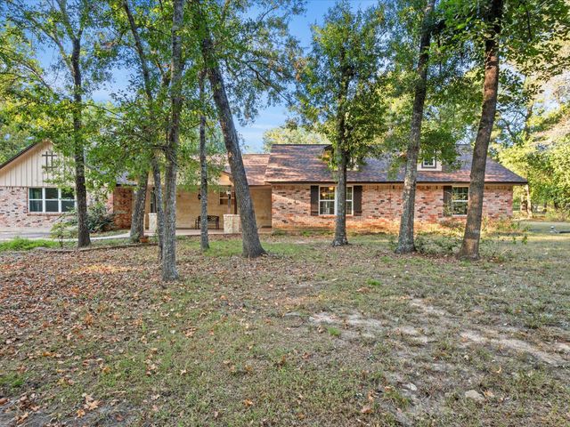 2004 Northshore Drive, Conroe, TX 77304
