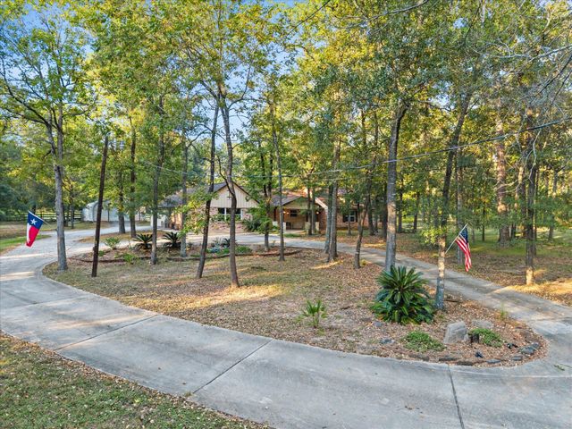 2004 Northshore Drive, Conroe, TX 77304