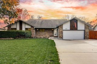 1413 E Cresthill Rd, Derby, KS 67037