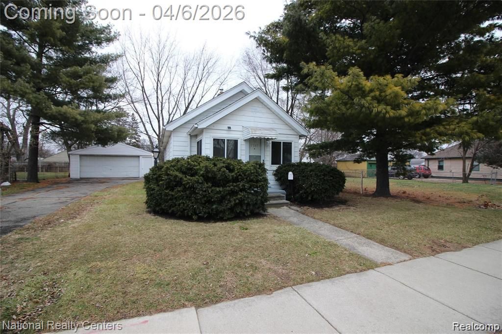 7547 Stephens, Center Line, MI 48015