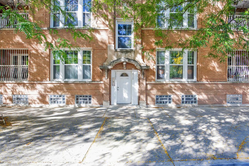 2006 N Spaulding Avenue 2, Chicago, IL 60647 — exterior
