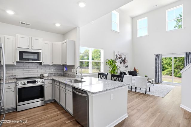 7590 Knightbell Circle, Leland, NC 28451