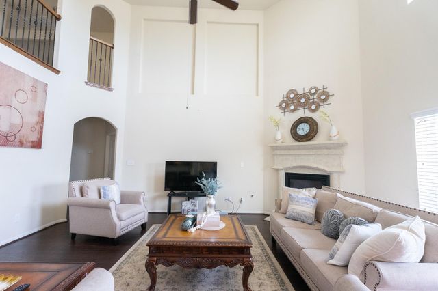 3813 Wild Oak Drive, Pearland, TX 77581