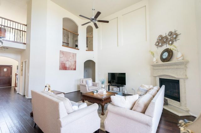 3813 Wild Oak Drive, Pearland, TX 77581