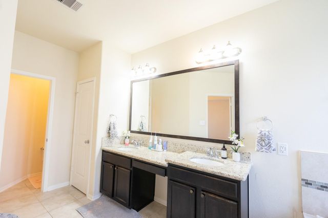 3813 Wild Oak Drive, Pearland, TX 77581
