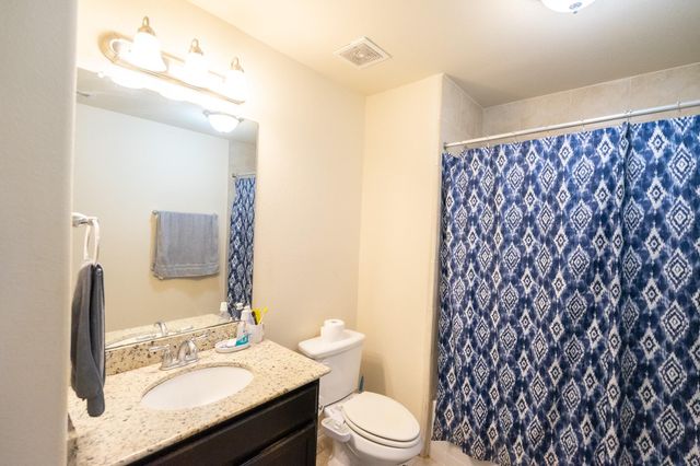 3813 Wild Oak Drive, Pearland, TX 77581