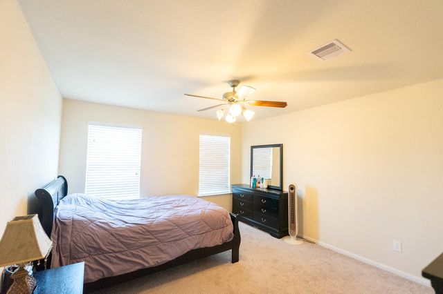 3813 Wild Oak Drive, Pearland, TX 77581