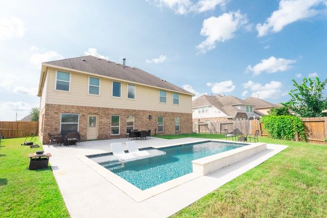 3813 Wild Oak Drive, Pearland, TX 77581