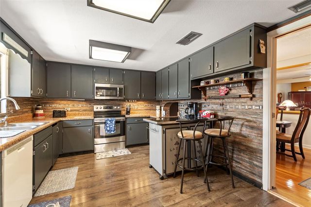 2230 W CENTRAL AVENUE, Winter Haven, FL 33880