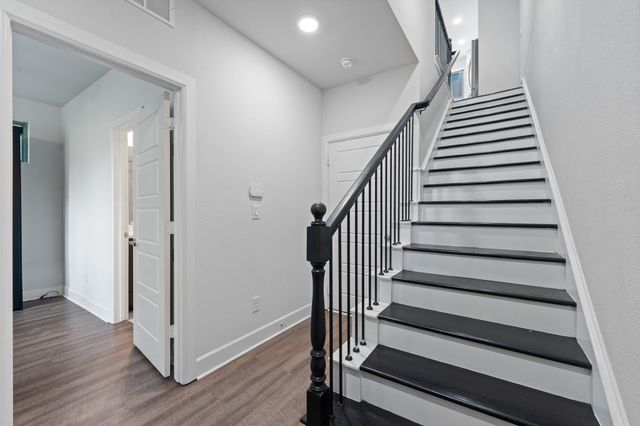 2739 Flowering Peach Lane, Dallas, TX 75212