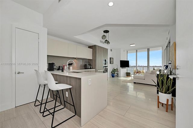 2900 NE 7th Ave 1505, Miami, FL 33137