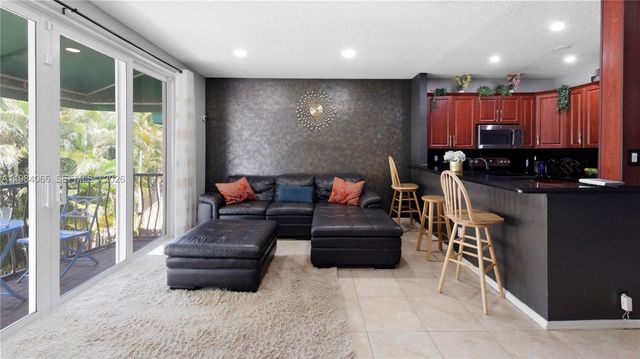 1354 NW 126th Way, Sunrise, FL 33323