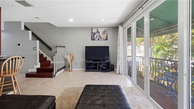 1354 NW 126th Way, Sunrise, FL 33323